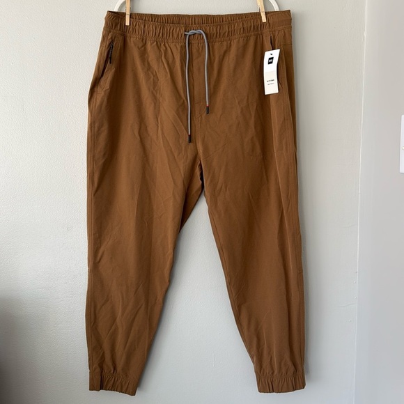 Saxx Go To Town Jogger - Toasted Coconut - Picture 1 of 7